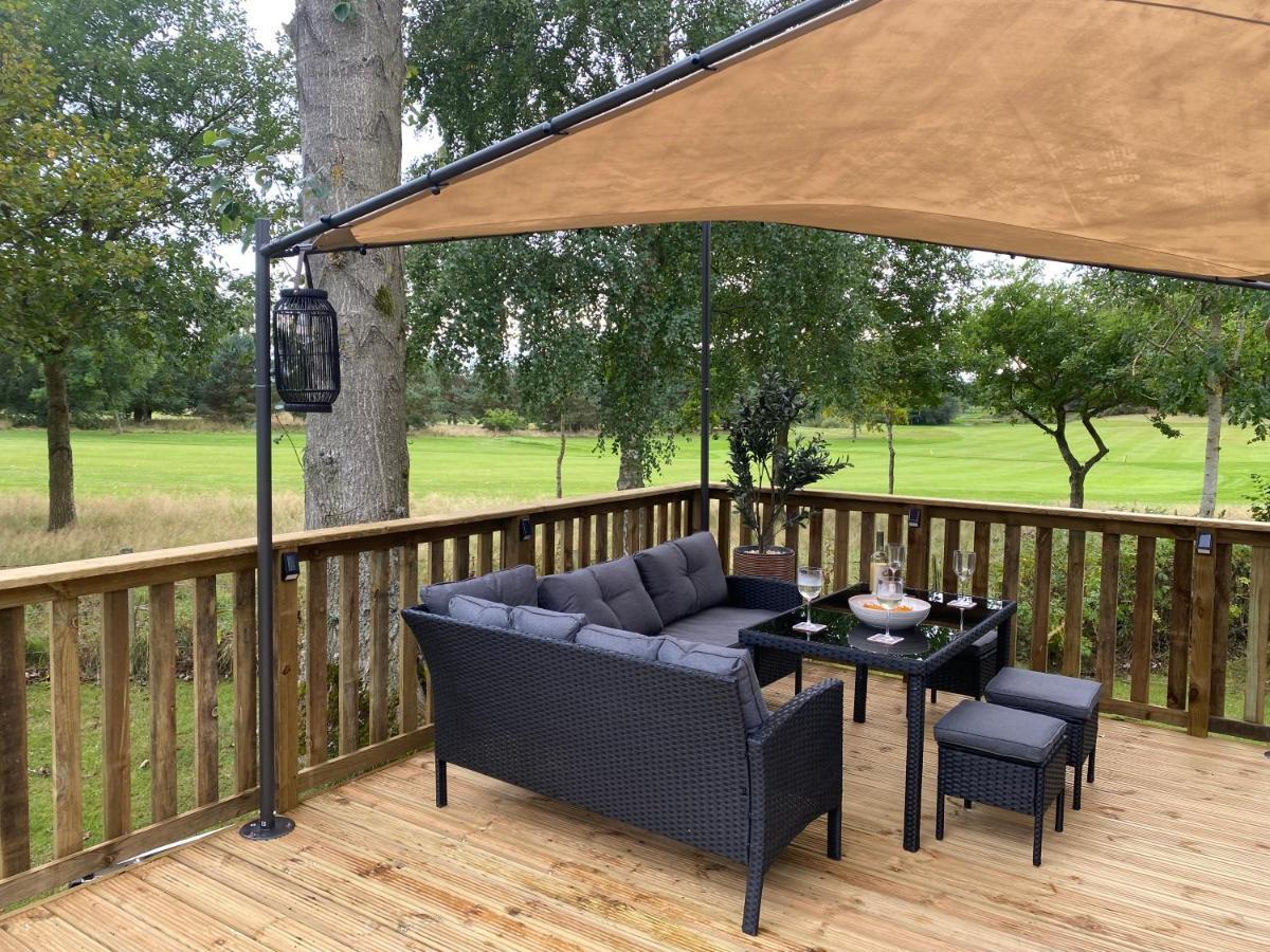 Teviotdale Lodge At Lilliardsedge Holiday Park Джедбърг Екстериор снимка